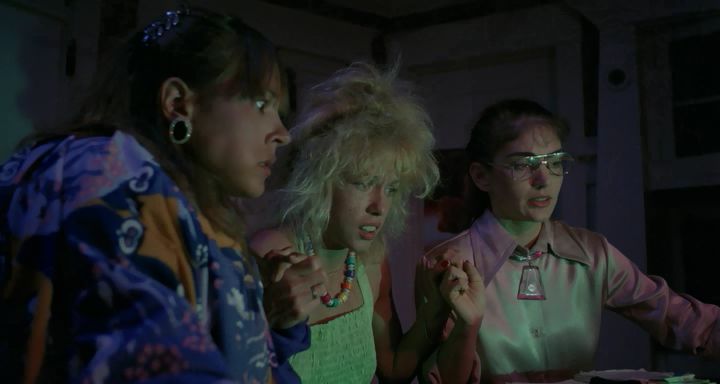 Кошмарные сёстры / Nightmare Sisters (1988) HDRip | L1 2 Кошмарные сёстры / Nightmare Sisters (1988) HDRip | L1 2