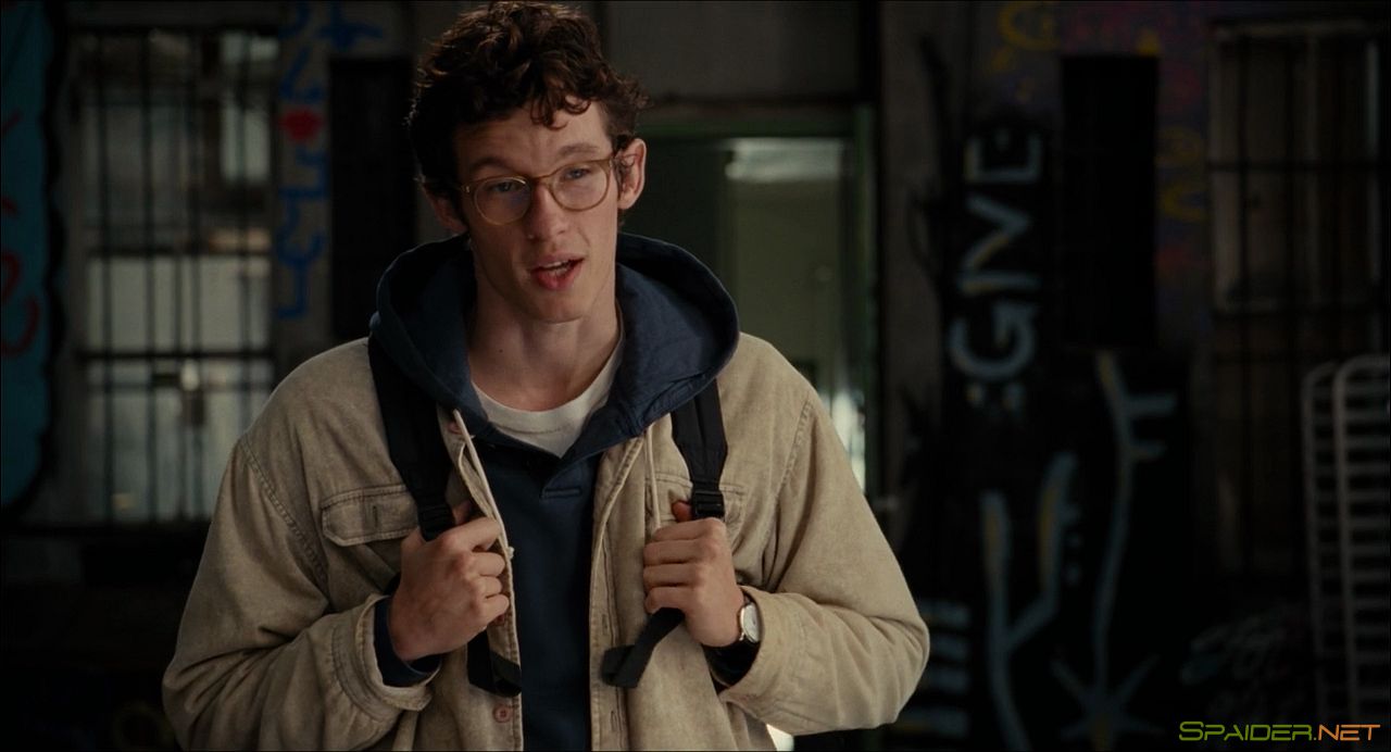 Единственный живой парень в Нью-Йорке / The Only Living Boy in New York (2017) WEB-DL 720p | L 0 Единственный живой парень в Нью-Йорке / The Only Living Boy in New York (2017) WEB-DL 720p | L 0