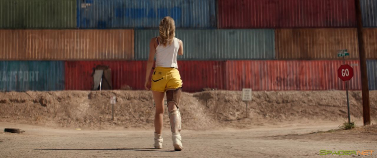 Плохая партия / The Bad Batch (2016) BDRip 720p 2 Плохая партия / The Bad Batch (2016) BDRip 720p 2