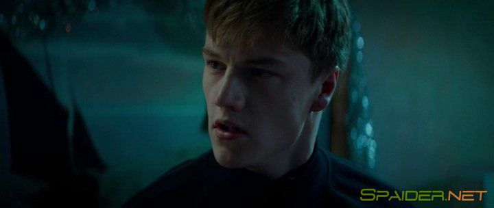 Ожидайте дальнейших инструкций / Await Further Instructions (2018) WEB-DLRip | L 2 Ожидайте дальнейших инструкций / Await Further Instructions (2018) WEB-DLRip | L 2