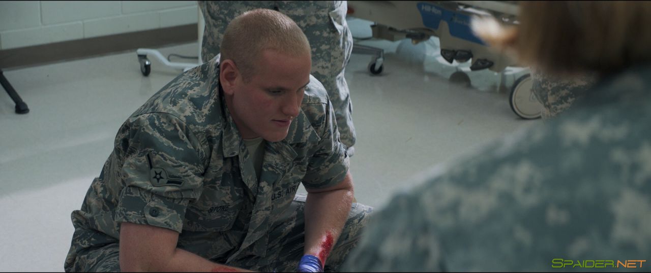 Поезд на Париж / The 15:17 to Paris (2018) BDRip 1080p | iTunes 2 Поезд на Париж / The 15:17 to Paris (2018) BDRip 1080p | iTunes 2