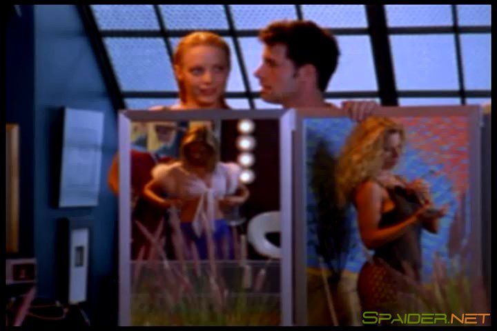 Чувственные удовольствия Эммануэль / Emmanuelle's Sensual Pleasures (2001) DVDRip | P2 5 Чувственные удовольствия Эммануэль / Emmanuelle's Sensual Pleasures (2001) DVDRip | P2 5