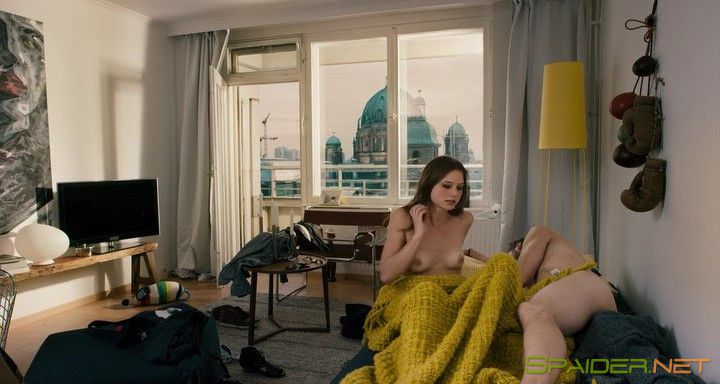 Чёртов Берлин / Fucking Berlin (2016) HDRip | L 1 Чёртов Берлин / Fucking Berlin (2016) HDRip | L 1