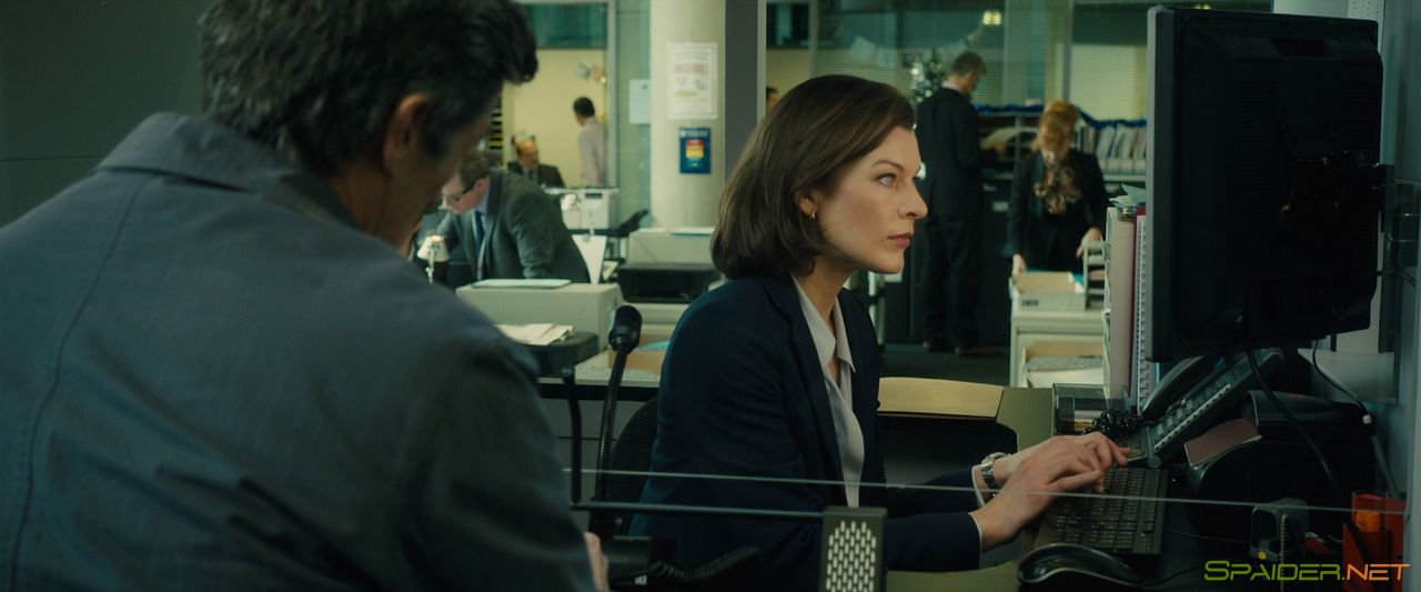 Уцелевшая / Survivor (2015) BDRip 1080p | iTunes 1 Уцелевшая / Survivor (2015) BDRip 1080p | iTunes 1