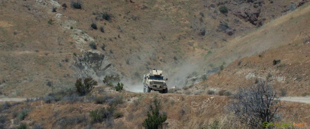 Поезд на Париж / The 15:17 to Paris (2018) WEB-DL 1080p | iTunes 1 Поезд на Париж / The 15:17 to Paris (2018) WEB-DL 1080p | iTunes 1