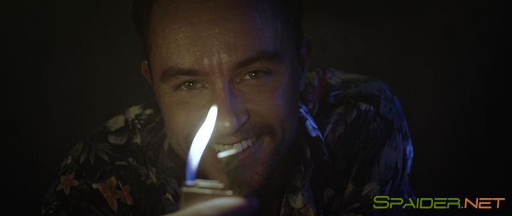 Пристанище страха / Realms (2018) WEB-DLRip | iTunes 0 Пристанище страха / Realms (2018) WEB-DLRip | iTunes 0