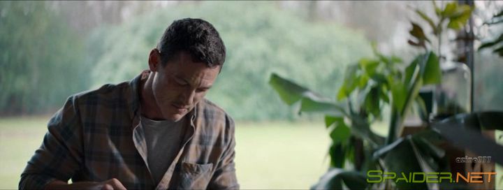 10 на 10 / 10x10 (2018) WEB-DLRip | L 3 10 на 10 / 10x10 (2018) WEB-DLRip | L 3