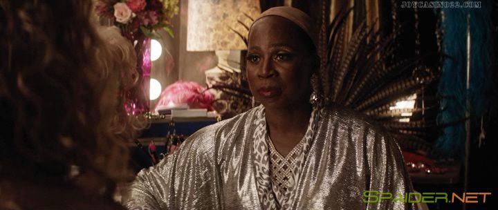 Пышка / Dumplin' (2018) WEB-DLRip | L 1 Пышка / Dumplin' (2018) WEB-DLRip | L 1