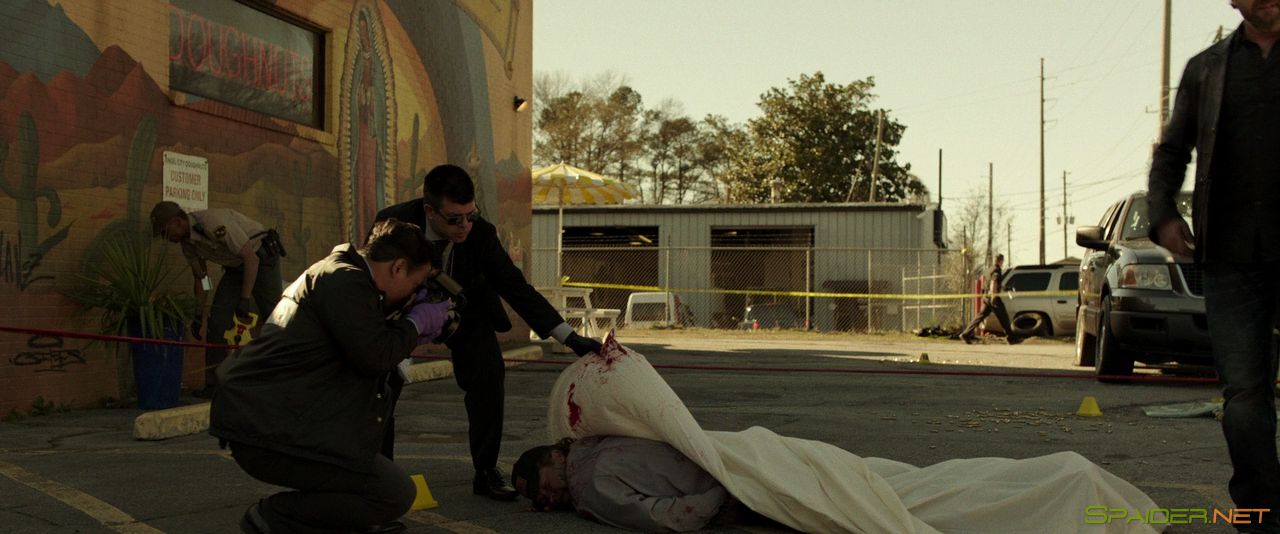 Охота на воров / Den of Thieves (2018) BDRip 720p | iTunes 2 Охота на воров / Den of Thieves (2018) BDRip 720p | iTunes 2