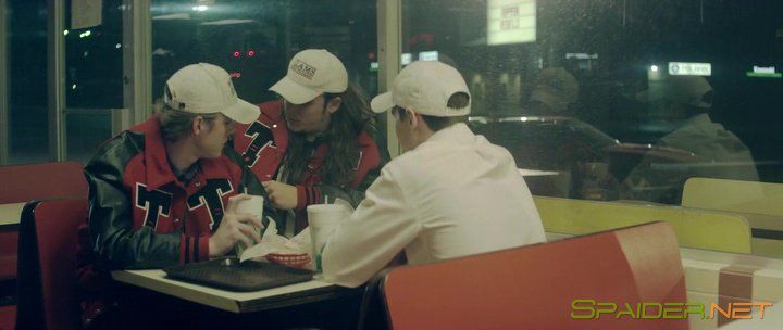 Город-бомба / Bomb City (2017) HDRip | L 0 Город-бомба / Bomb City (2017) HDRip | L 0