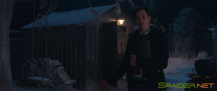 Смотри по сторонам / Лучше берегись / Better Watch Out (2016) BDRip | iTunes 5 Смотри по сторонам / Лучше берегись / Better Watch Out (2016) BDRip | iTunes 5