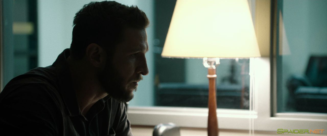 Опасное задание / Beast of Burden (2018) BDRip 1080p | iTunes 4 Опасное задание / Beast of Burden (2018) BDRip 1080p | iTunes 4