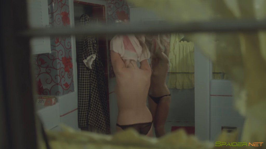 Частные уроки / Private Lessons (1981) BDRip-AVC | A, P2 5 Частные уроки / Private Lessons (1981) BDRip-AVC | A, P2 5