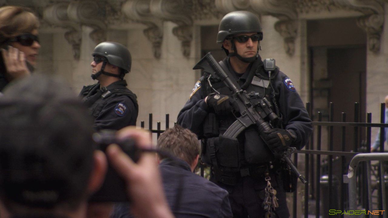 Капитализм: История любви / Capitalism: A Love Story (2009) BDRip 720p | L1 6 Капитализм: История любви / Capitalism: A Love Story (2009) BDRip 720p | L1 6