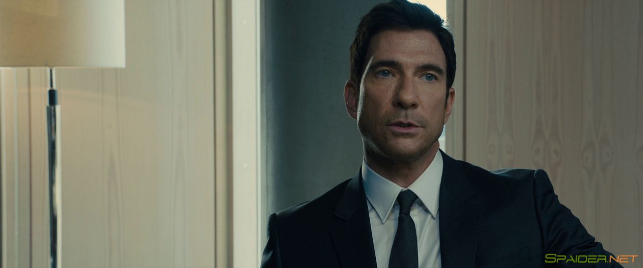 Уцелевшая / Survivor (2015) BDRip 1080p | iTunes 0 Уцелевшая / Survivor (2015) BDRip 1080p | iTunes 0