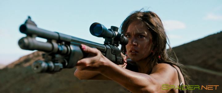 Выжившая / Месть / Revenge (2017) BDRip | iTunes 3 Выжившая / Месть / Revenge (2017) BDRip | iTunes 3