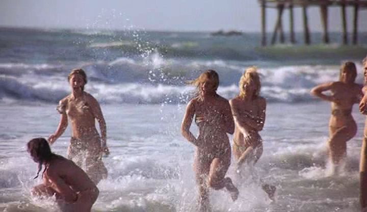 Магазин бикини в Малибу / The Malibu Bikini Shop (1986) HDTVRip | P1 7 Магазин бикини в Малибу / The Malibu Bikini Shop (1986) HDTVRip | P1 7