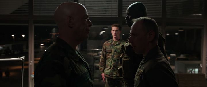 Безбашенные / Renegades (2017) BDRip | iTunes 4 Безбашенные / Renegades (2017) BDRip | iTunes 4