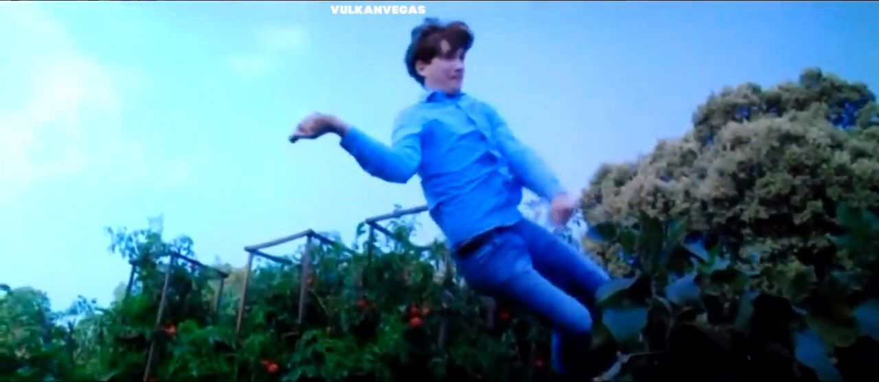 Кролик Питер / Peter Rabbit (2018) CAMRip 720p | L 2 Кролик Питер / Peter Rabbit (2018) CAMRip 720p | L 2