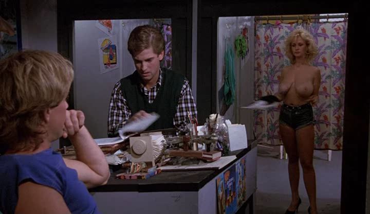 Магазин бикини в Малибу / The Malibu Bikini Shop (1986) HDTVRip | P1 2 Магазин бикини в Малибу / The Malibu Bikini Shop (1986) HDTVRip | P1 2