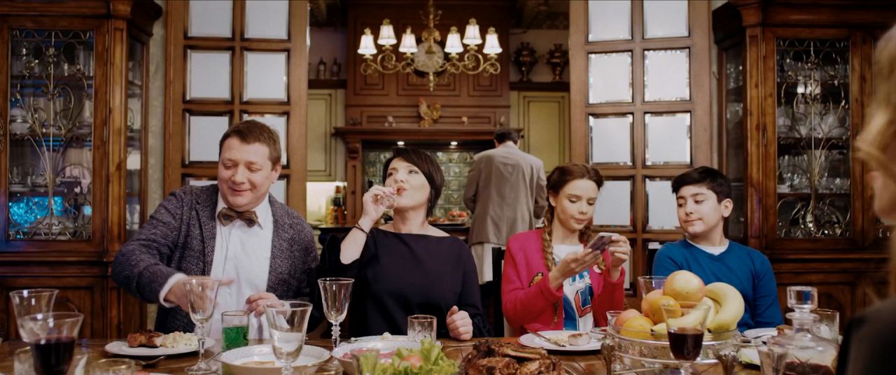 Новогодний переполох (2017) WEB-DL 1080p | iTunes 3 Новогодний переполох (2017) WEB-DL 1080p | iTunes 3